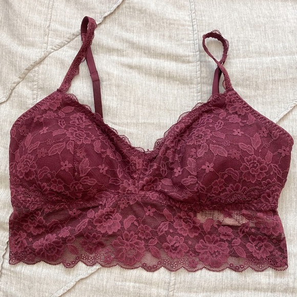 red hollister bralette